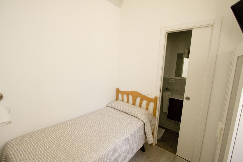 Hostal Trevinca مدريد المظهر الخارجي الصورة