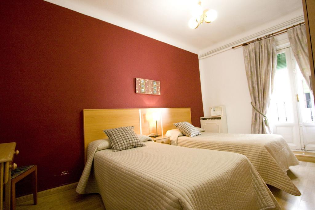 Hostal Trevinca مدريد المظهر الخارجي الصورة