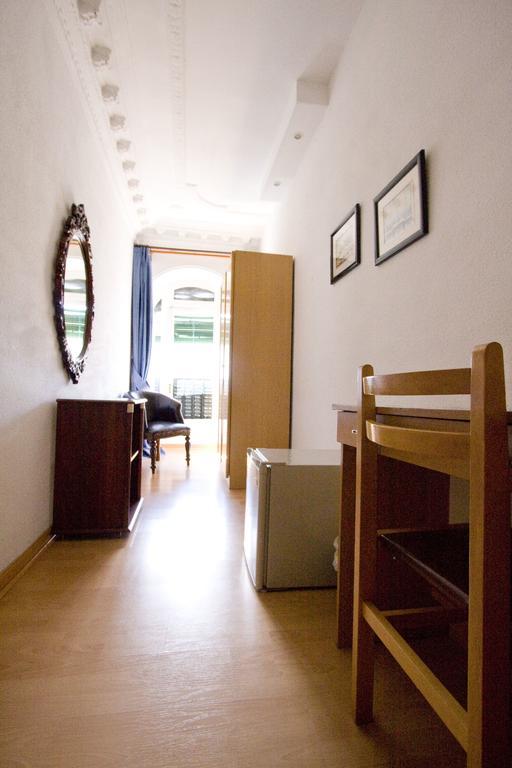 Hostal Trevinca مدريد المظهر الخارجي الصورة