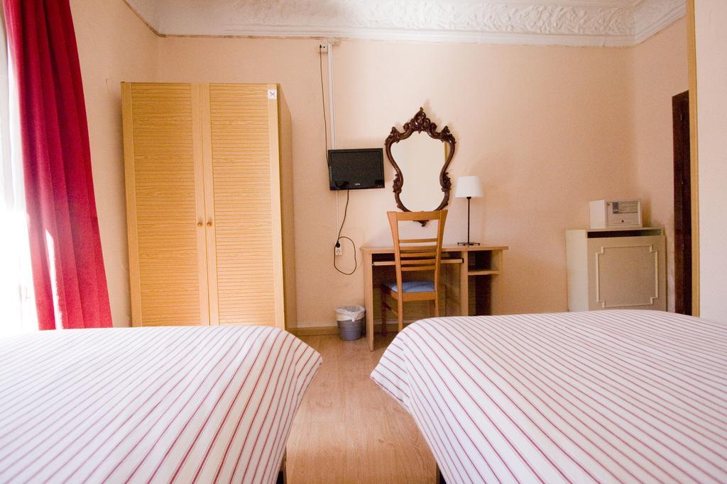 Hostal Trevinca مدريد المظهر الخارجي الصورة