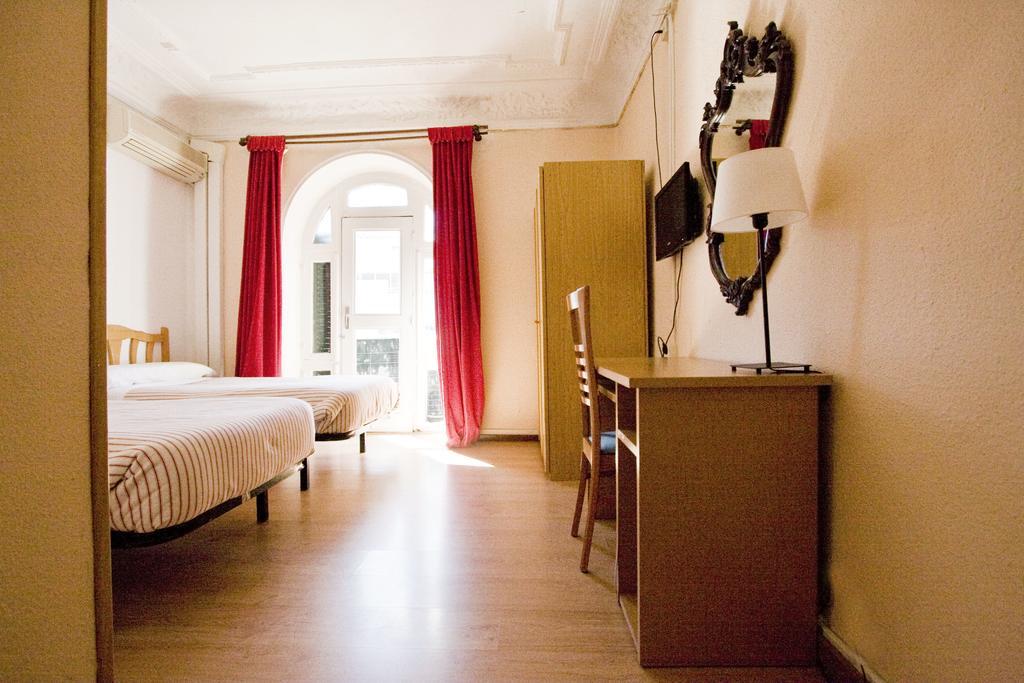 Hostal Trevinca مدريد المظهر الخارجي الصورة