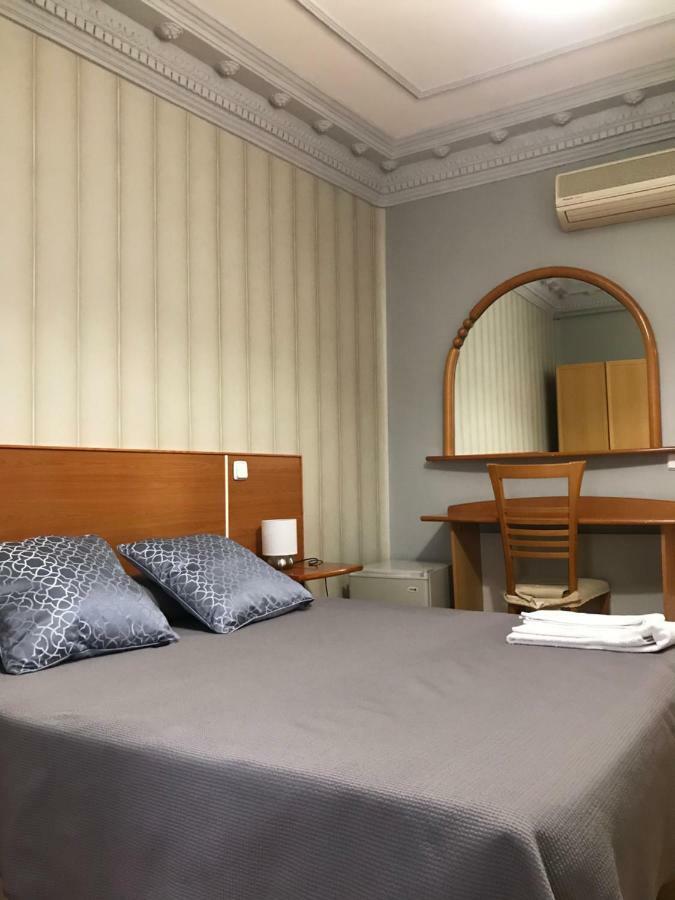 Hostal Trevinca مدريد المظهر الخارجي الصورة